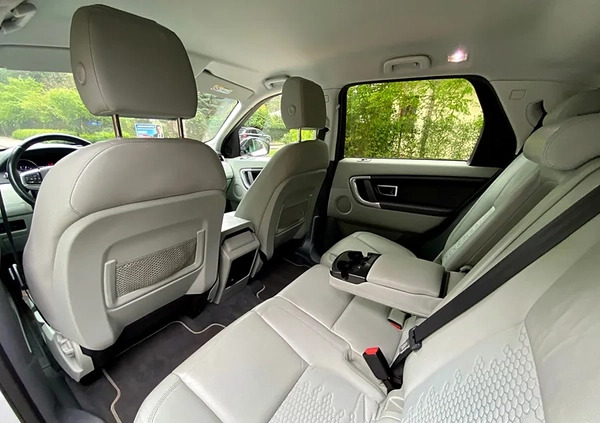 Land Rover Discovery Sport cena 79900 przebieg: 169852, rok produkcji 2015 z Skwierzyna małe 781